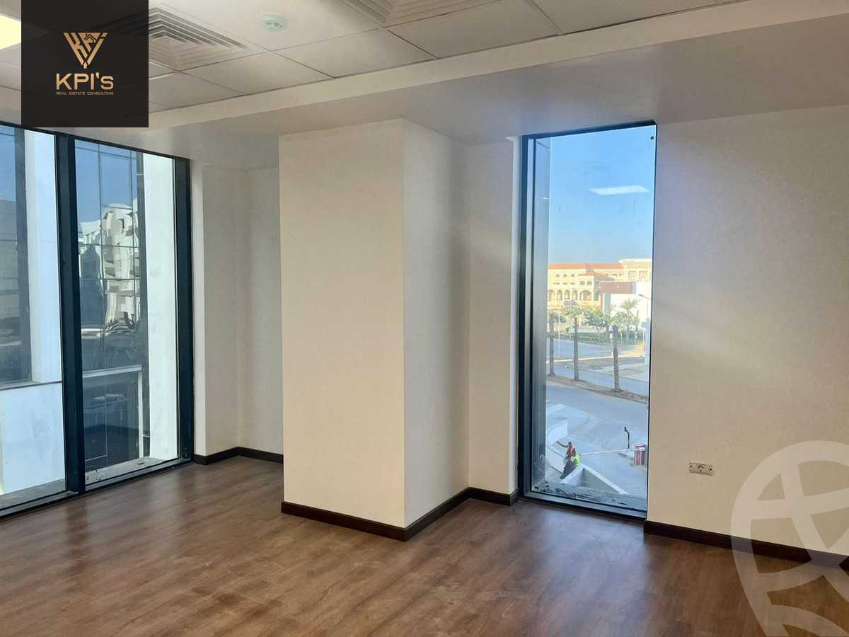 https://aqarmap.com.eg/en/listing/5967211-for-rent-cairo-new-cairo-compounds-hyde-park-centre-ville-hyde-park