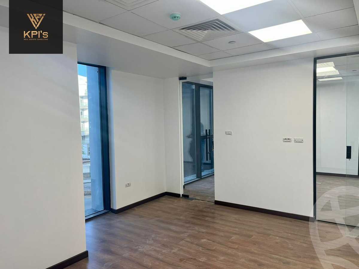 https://aqarmap.com.eg/en/listing/5999397-for-rent-cairo-new-cairo-compounds-hyde-park-business-district