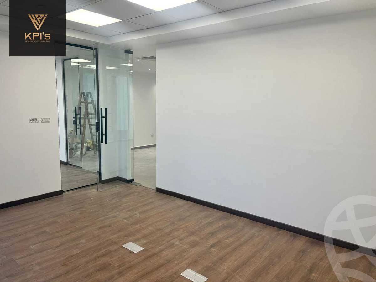 https://aqarmap.com.eg/en/listing/5999397-for-rent-cairo-new-cairo-compounds-hyde-park-business-district