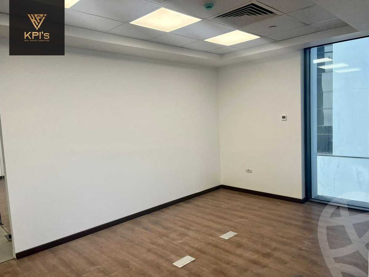 https://aqarmap.com.eg/en/listing/5999397-for-rent-cairo-new-cairo-compounds-hyde-park-business-district