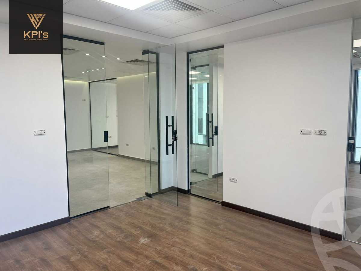 https://aqarmap.com.eg/en/listing/5999397-for-rent-cairo-new-cairo-compounds-hyde-park-business-district