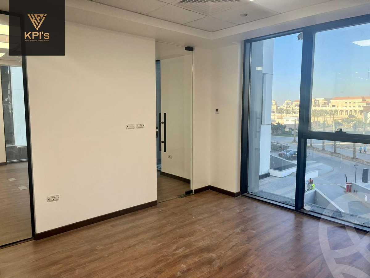 https://aqarmap.com.eg/en/listing/5999397-for-rent-cairo-new-cairo-compounds-hyde-park-business-district