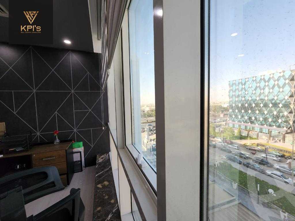 https://aqarmap.com.eg/ar/listing/6117425-for-rent-cairo-new-cairo-compounds-tryfywm-byzns-kwmblks-nm-llttwyr