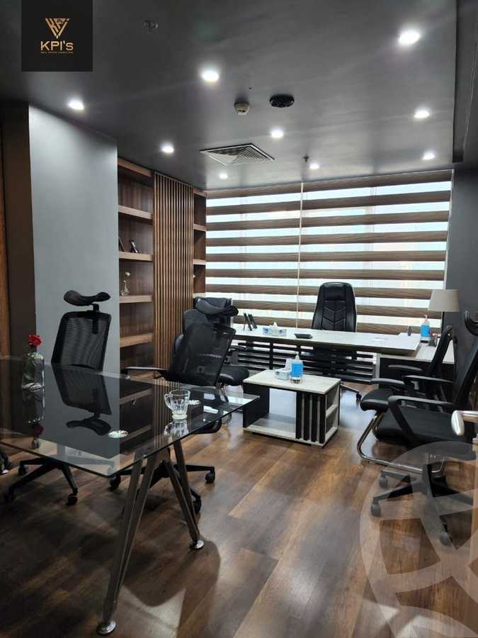 https://aqarmap.com.eg/ar/listing/6117425-for-rent-cairo-new-cairo-compounds-tryfywm-byzns-kwmblks-nm-llttwyr