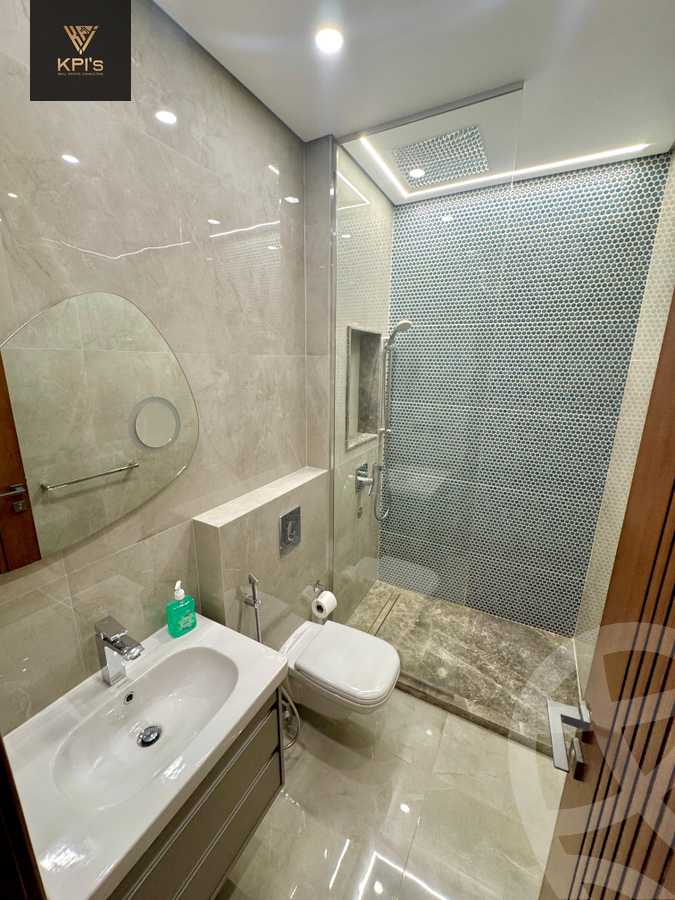 https://aqarmap.com.eg/ar/listing/6135141-for-rent-cairo-new-cairo-compounds-lakeview-residence