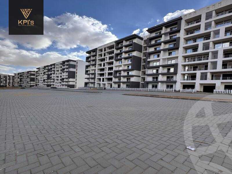 https://aqarmap.com.eg/en/listing/6135272-for-sale-cairo-new-administrative-capital-r7-the-city-compound-master-group