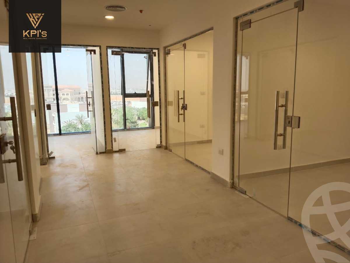 https://aqarmap.com.eg/ar/listing/6138610-for-rent-cairo-new-cairo-compounds-hyde-park-centre-ville-hyde-park