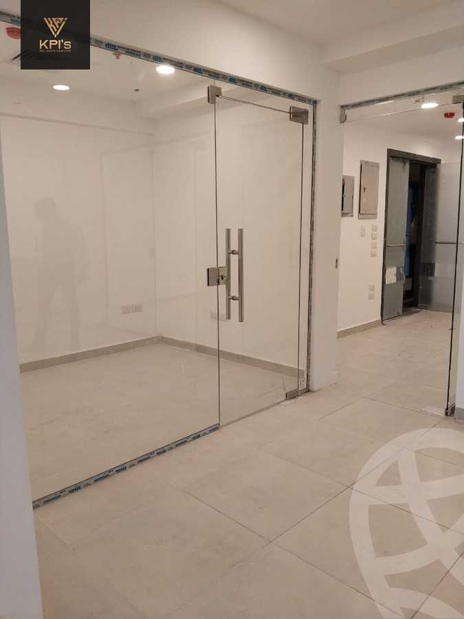https://aqarmap.com.eg/ar/listing/6138610-for-rent-cairo-new-cairo-compounds-hyde-park-centre-ville-hyde-park