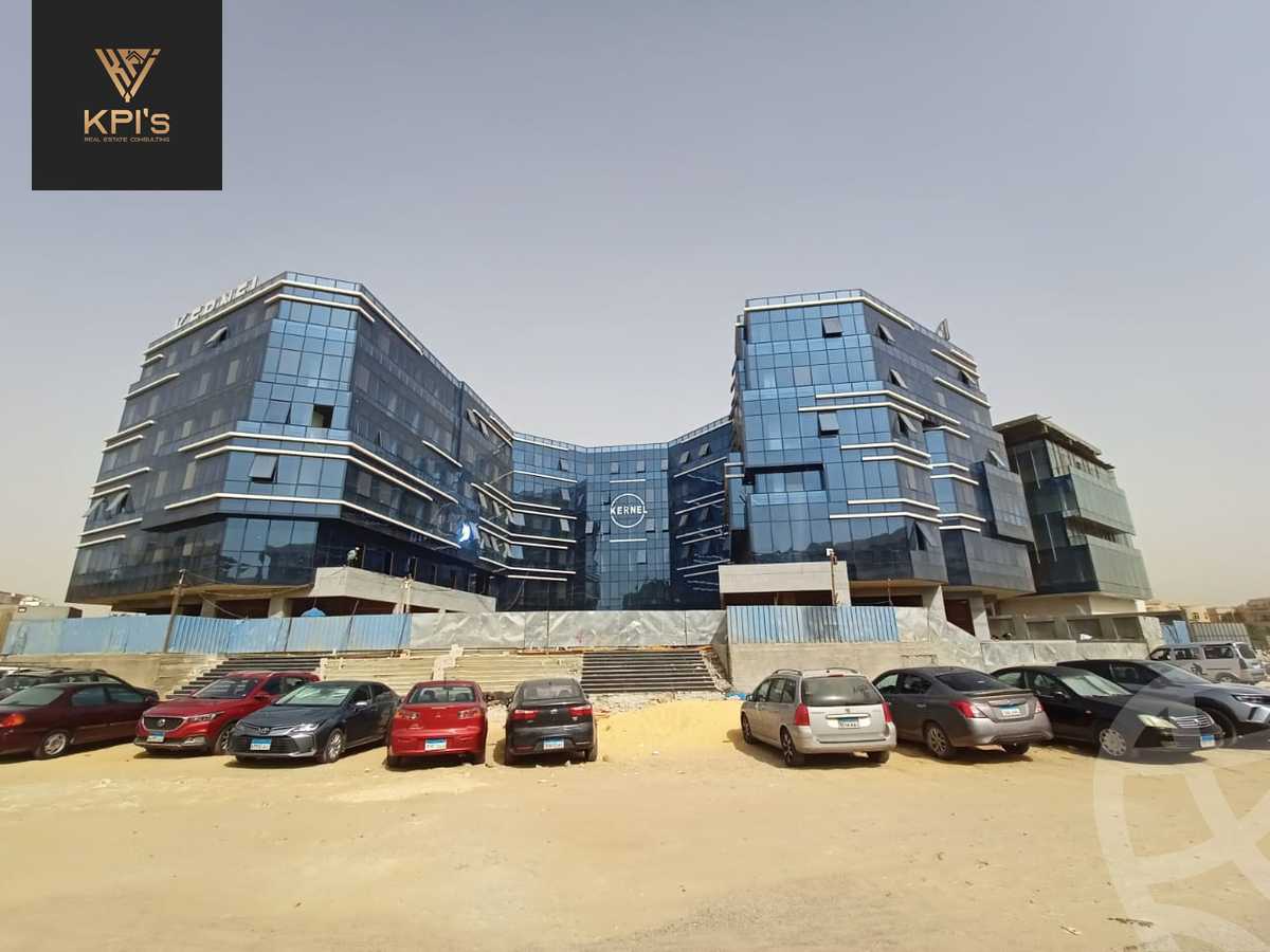 https://aqarmap.com.eg/ar/listing/6186802-for-rent-cairo-new-cairo-compounds-krnyl-byzns-hb-fyks-llttwyr-l-qry