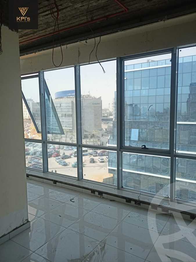 https://aqarmap.com.eg/ar/listing/6186802-for-rent-cairo-new-cairo-compounds-krnyl-byzns-hb-fyks-llttwyr-l-qry