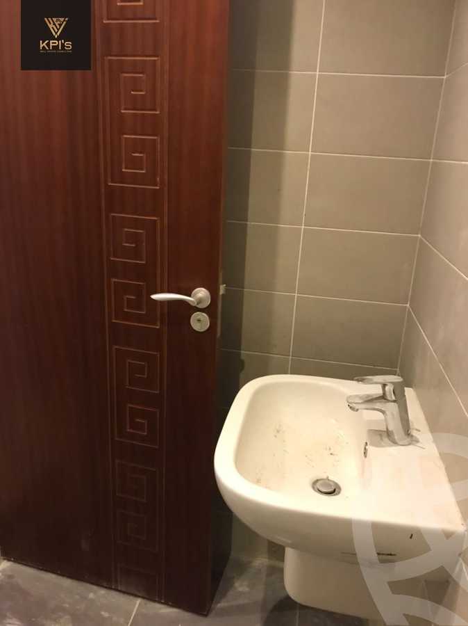 https://aqarmap.com.eg/en/listing/6187172-for-rent-cairo-new-cairo-compounds-tryfywm-byzns-kwmblks-nm-llttwyr