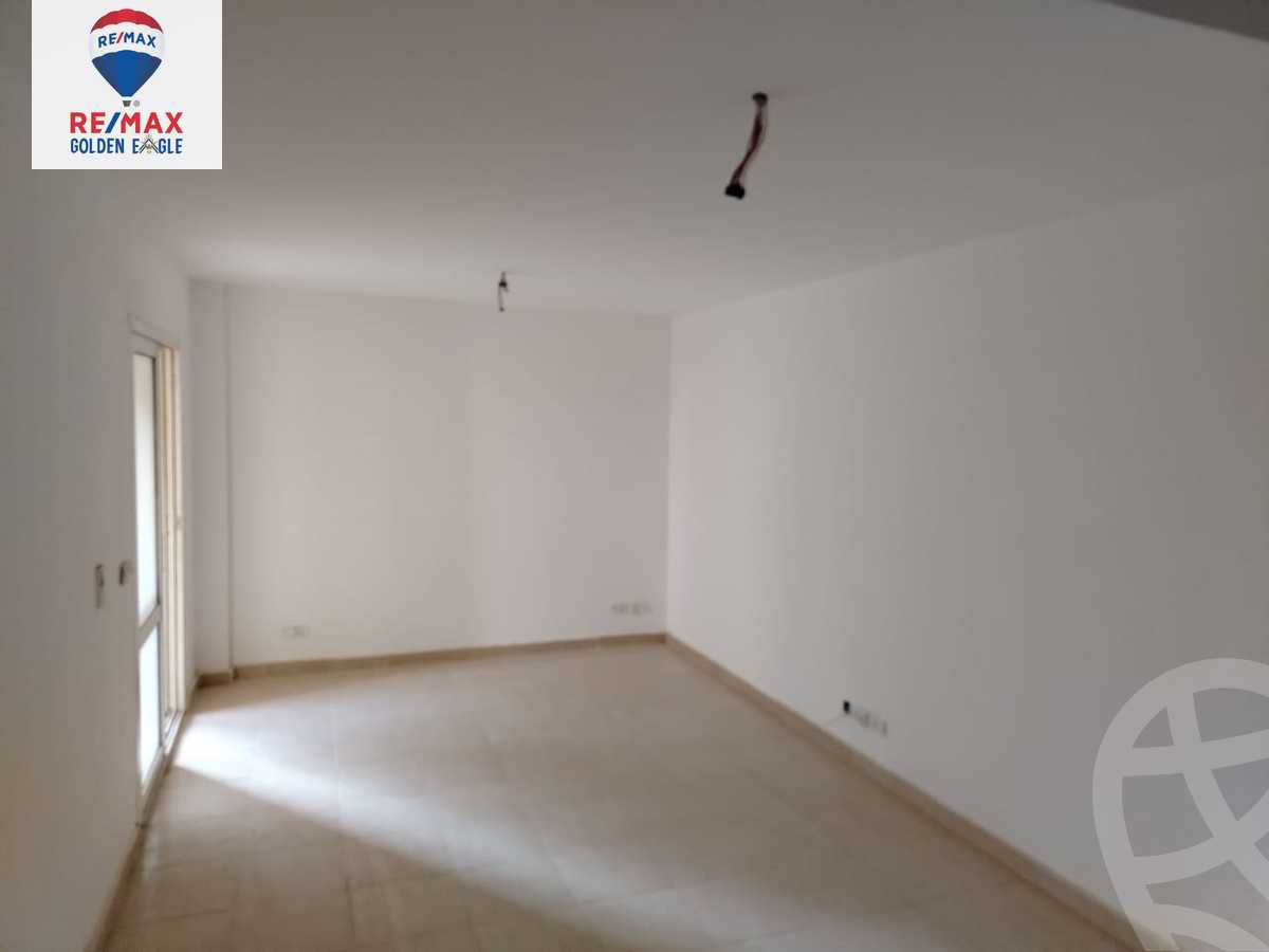 https://aqarmap.com.eg/en/listing/5334403-for-sale-cairo-new-cairo-madinaty-third-zone-buildings-talaat-moustafa-road