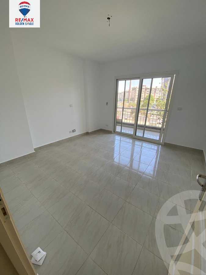 https://aqarmap.com.eg/ar/listing/5334838-for-sale-cairo-new-cairo-madinaty-tenth-zone-buildings