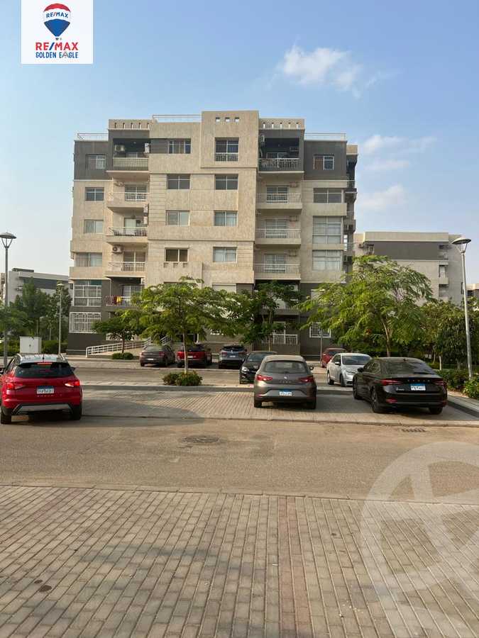 https://aqarmap.com.eg/en/listing/5340304-for-sale-cairo-new-cairo-madinaty