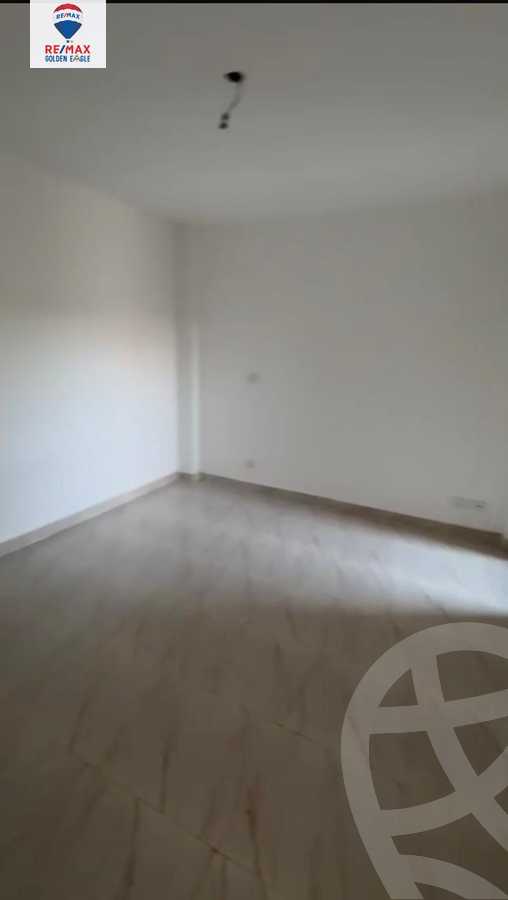 https://aqarmap.com.eg/ar/listing/5341415-for-sale-cairo-new-cairo-madinaty-twelfth-zone-buildings
