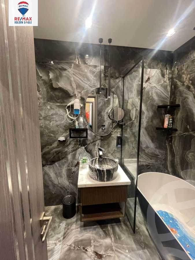 https://aqarmap.com.eg/en/listing/5348153-for-sale-cairo-new-cairo-madinaty-lmntq-lkhms-fylt-group-22