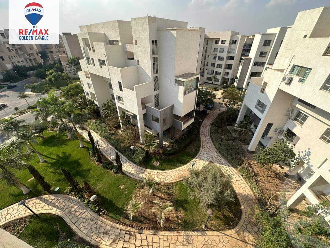 https://aqarmap.com.eg/ar/listing/5357120-for-sale-cairo-new-cairo-madinaty-eighth-zone-buildings-madinaty-b-8