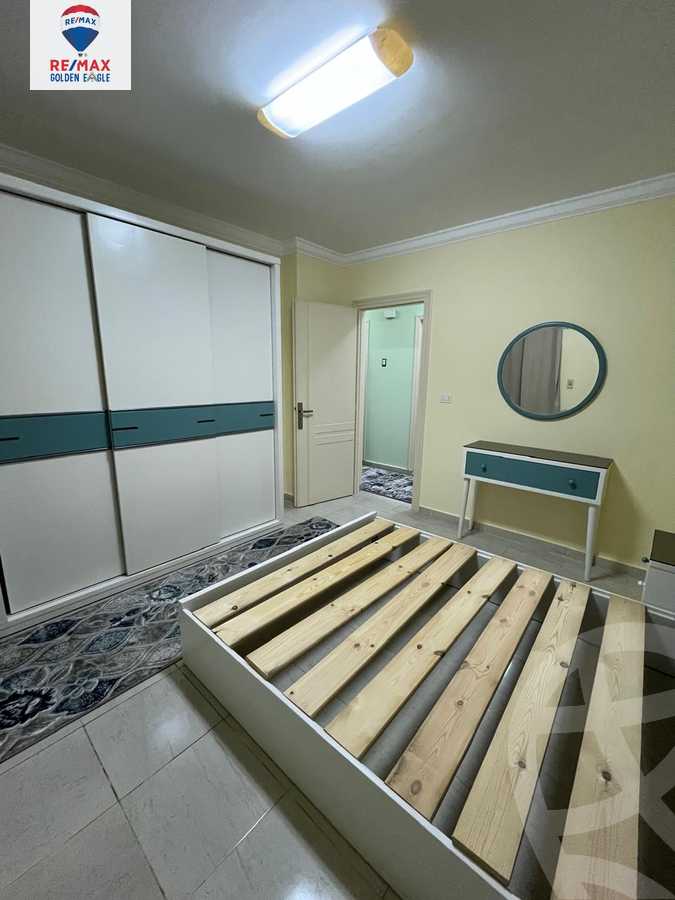 https://aqarmap.com.eg/ar/listing/5359251-for-rent-cairo-new-cairo-madinaty-first-zone-buildings-13th-st.