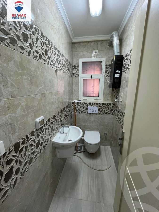 https://aqarmap.com.eg/ar/listing/5359251-for-rent-cairo-new-cairo-madinaty-first-zone-buildings-13th-st.