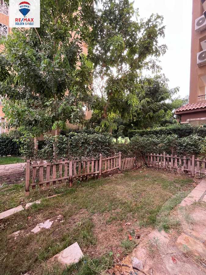 https://aqarmap.com.eg/ar/listing/5359251-for-rent-cairo-new-cairo-madinaty-first-zone-buildings-13th-st.