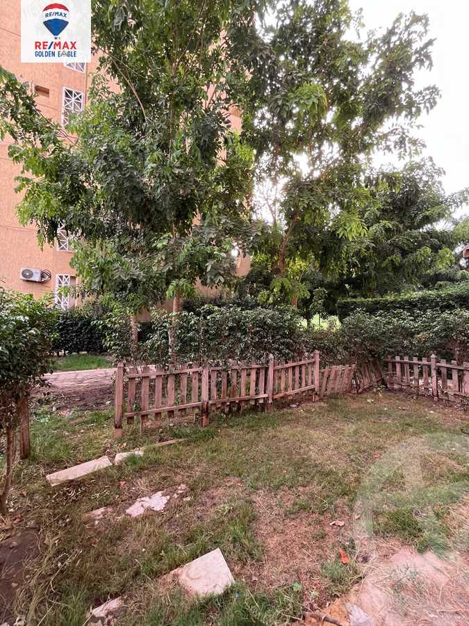 https://aqarmap.com.eg/ar/listing/5359251-for-rent-cairo-new-cairo-madinaty-first-zone-buildings-13th-st.