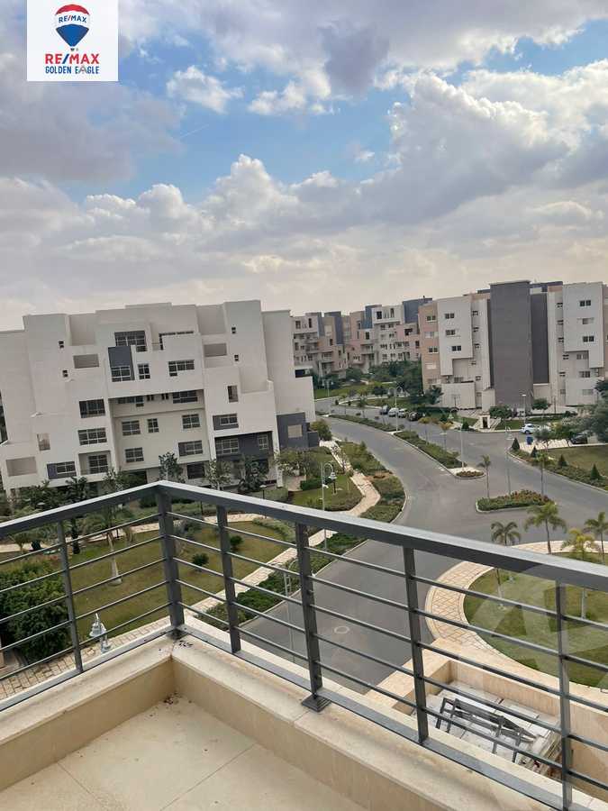 https://aqarmap.com.eg/en/listing/5374540-for-sale-cairo-new-cairo-madinaty-eighth-zone-buildings-madinaty-b-8