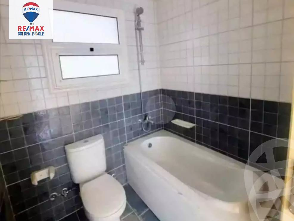 https://aqarmap.com.eg/ar/listing/5376772-for-sale-cairo-new-cairo-madinaty-twelfth-zone-buildings