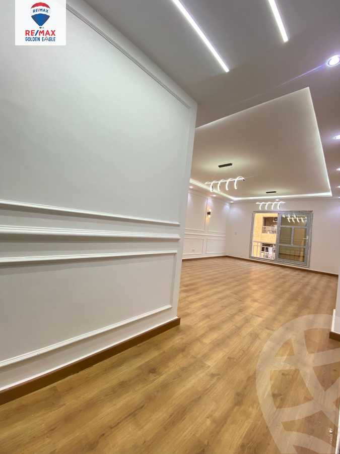 https://aqarmap.com.eg/ar/listing/5448601-for-sale-cairo-new-cairo-madinaty-eleventh-zone-buildings-group-113