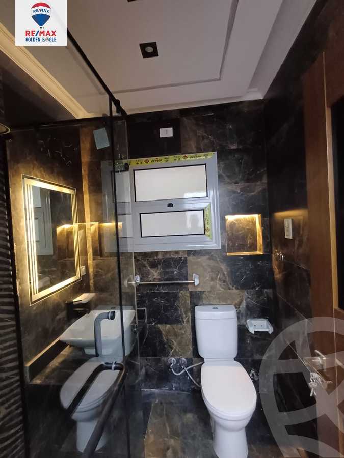 https://aqarmap.com.eg/ar/listing/5448652-for-sale-cairo-new-cairo-madinaty-eleventh-zone-buildings-group-112