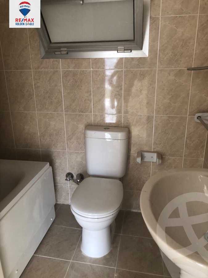 https://aqarmap.com.eg/ar/listing/5551966-for-sale-cairo-new-cairo-madinaty-eleventh-zone-buildings-group-112