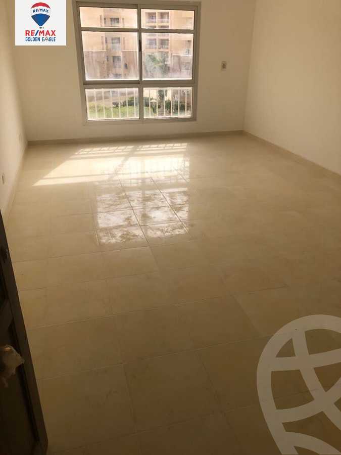 https://aqarmap.com.eg/ar/listing/5551966-for-sale-cairo-new-cairo-madinaty-eleventh-zone-buildings-group-112