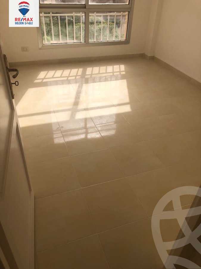 https://aqarmap.com.eg/ar/listing/5551966-for-sale-cairo-new-cairo-madinaty-eleventh-zone-buildings-group-112