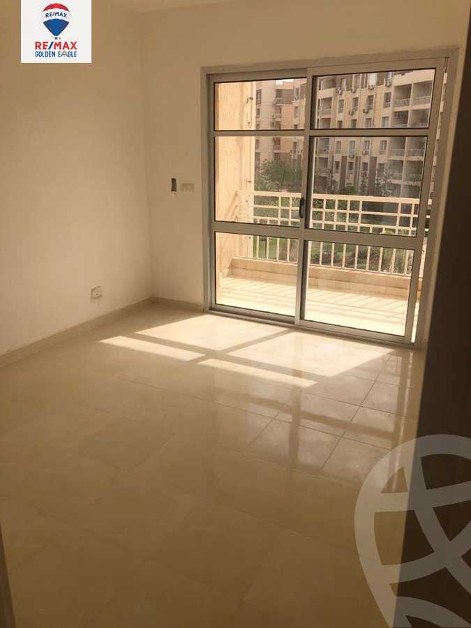 https://aqarmap.com.eg/ar/listing/5551966-for-sale-cairo-new-cairo-madinaty-eleventh-zone-buildings-group-112