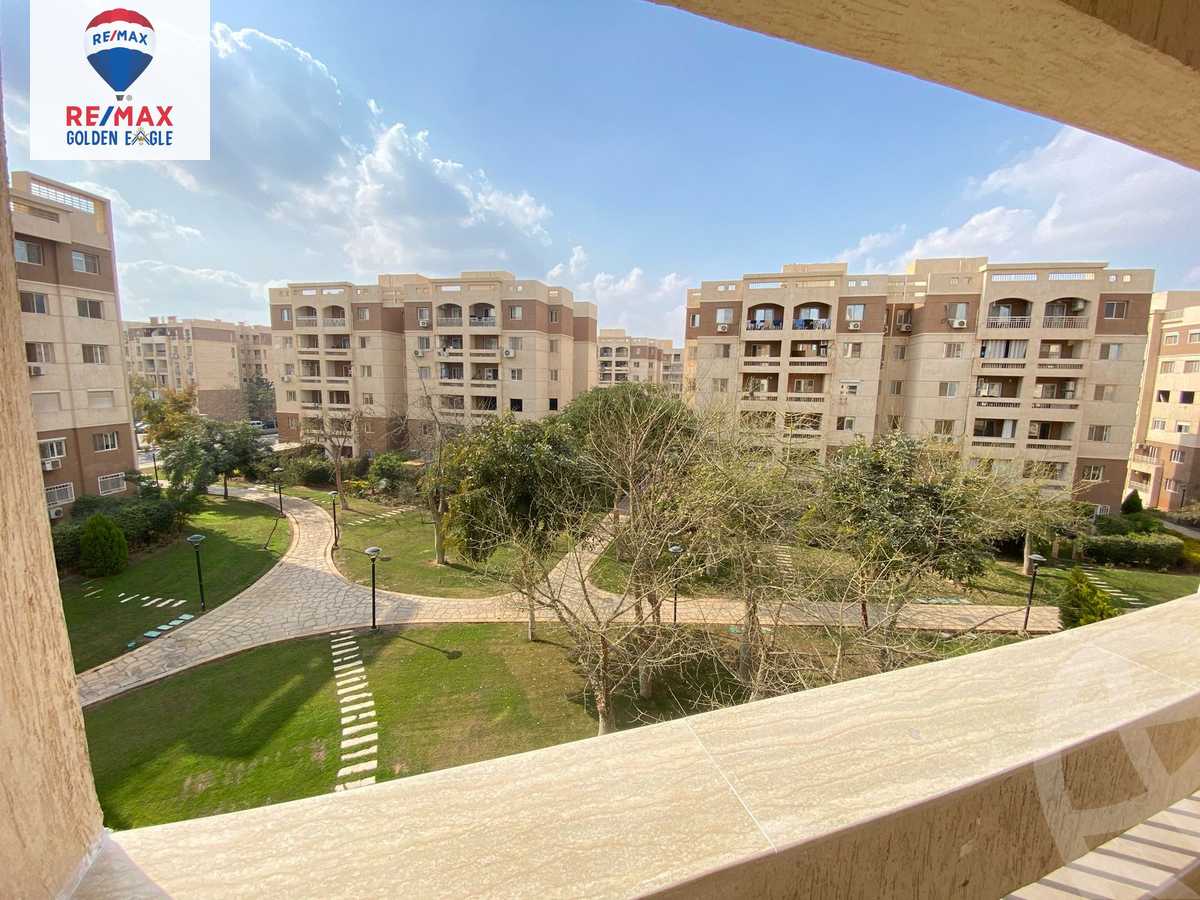 https://aqarmap.com.eg/ar/listing/5663970-for-sale-cairo-new-cairo-madinaty-eleventh-zone-buildings-group-112