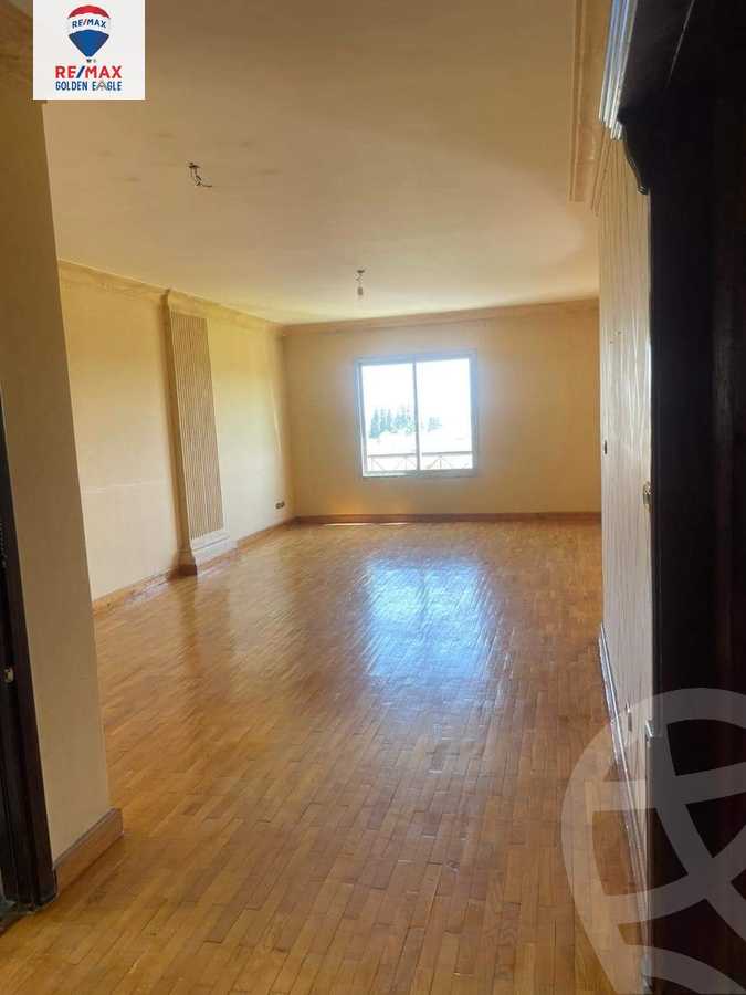 https://aqarmap.com.eg/en/listing/5664118-for-sale-cairo-new-cairo-lrhb-city-mtdd-lrhb-phase-9