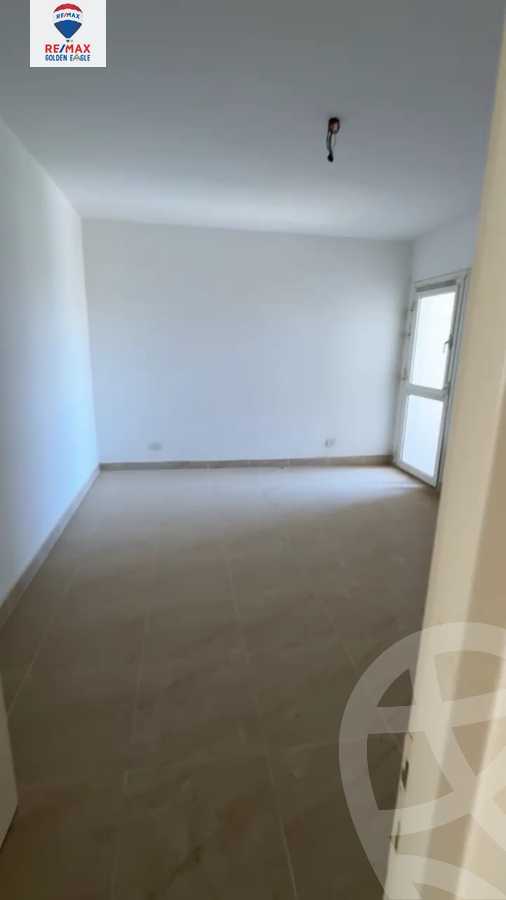 https://aqarmap.com.eg/ar/listing/5691103-for-sale-cairo-new-cairo-madinaty-twelfth-zone-buildings