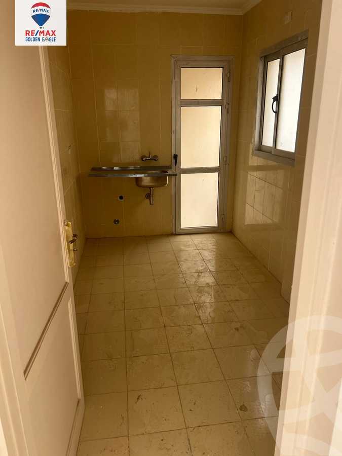 https://aqarmap.com.eg/en/listing/5793183-for-sale-cairo-new-cairo-madinaty-eleventh-zone-buildings
