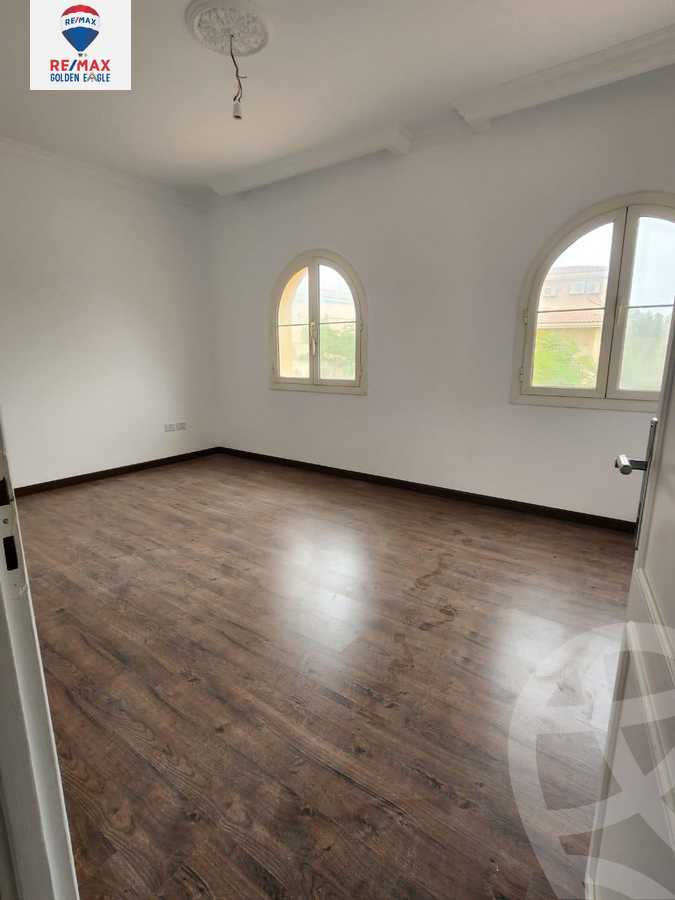 https://aqarmap.com.eg/ar/listing/5853824-for-rent-cairo-new-cairo-madinaty-lmntq-lwl-fylt-talaat-mostafa-rd
