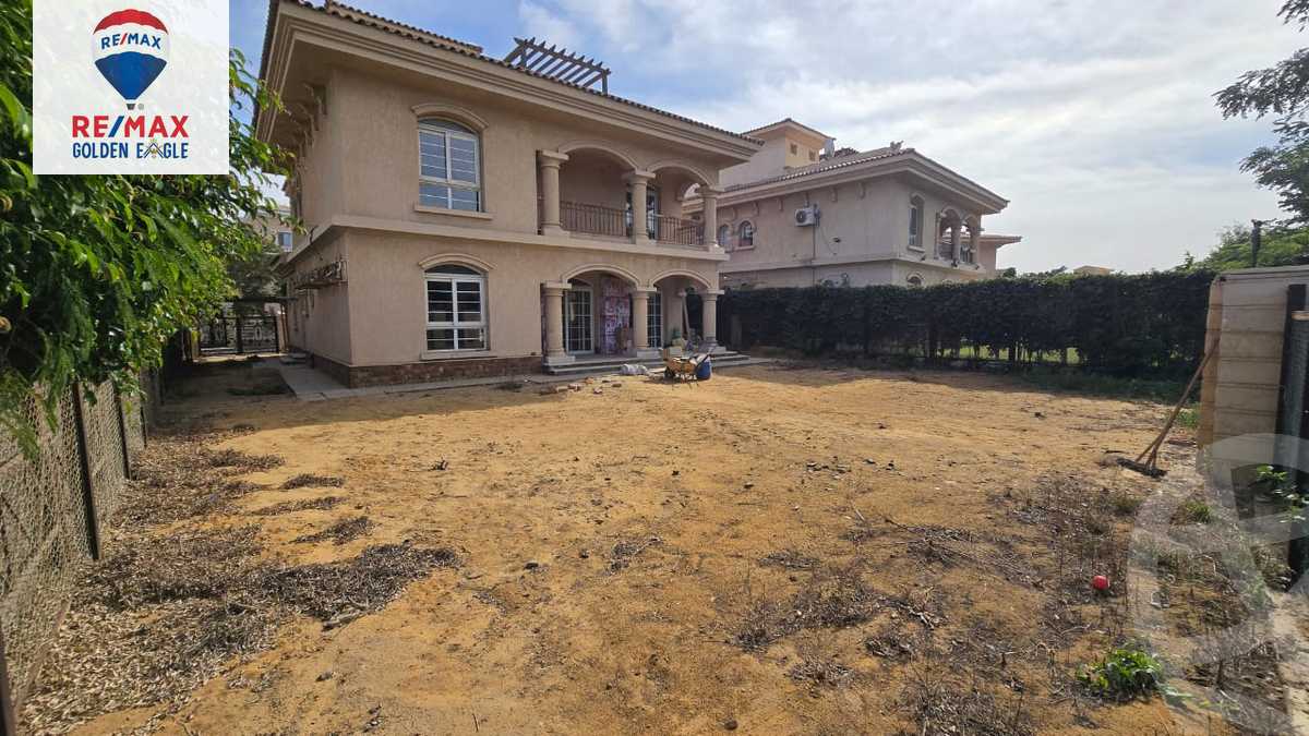 https://aqarmap.com.eg/en/listing/5860345-for-sale-cairo-new-cairo-madinaty-lmntq-lthnyh-fylt-group-11
