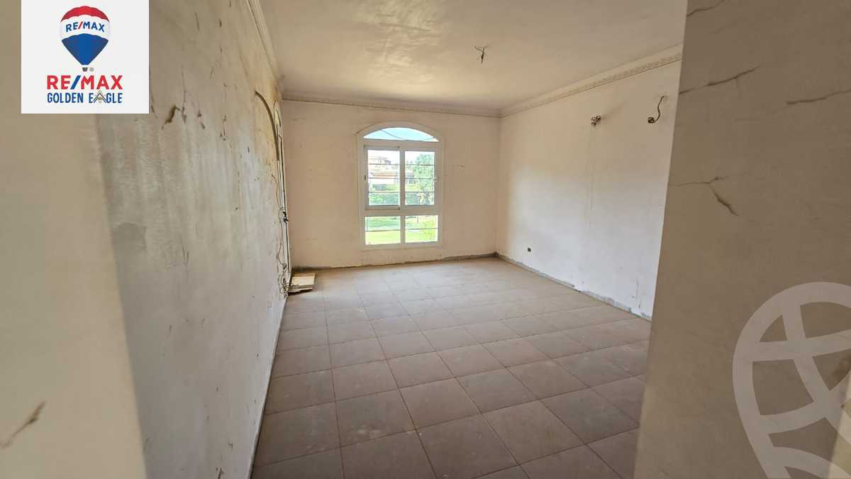 https://aqarmap.com.eg/en/listing/5860345-for-sale-cairo-new-cairo-madinaty-lmntq-lthnyh-fylt-group-11