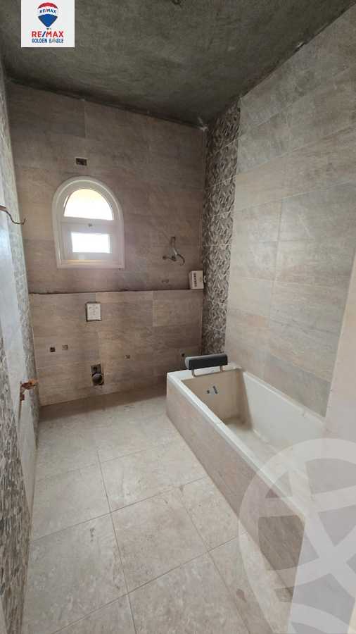 https://aqarmap.com.eg/en/listing/5860345-for-sale-cairo-new-cairo-madinaty-lmntq-lthnyh-fylt-group-11