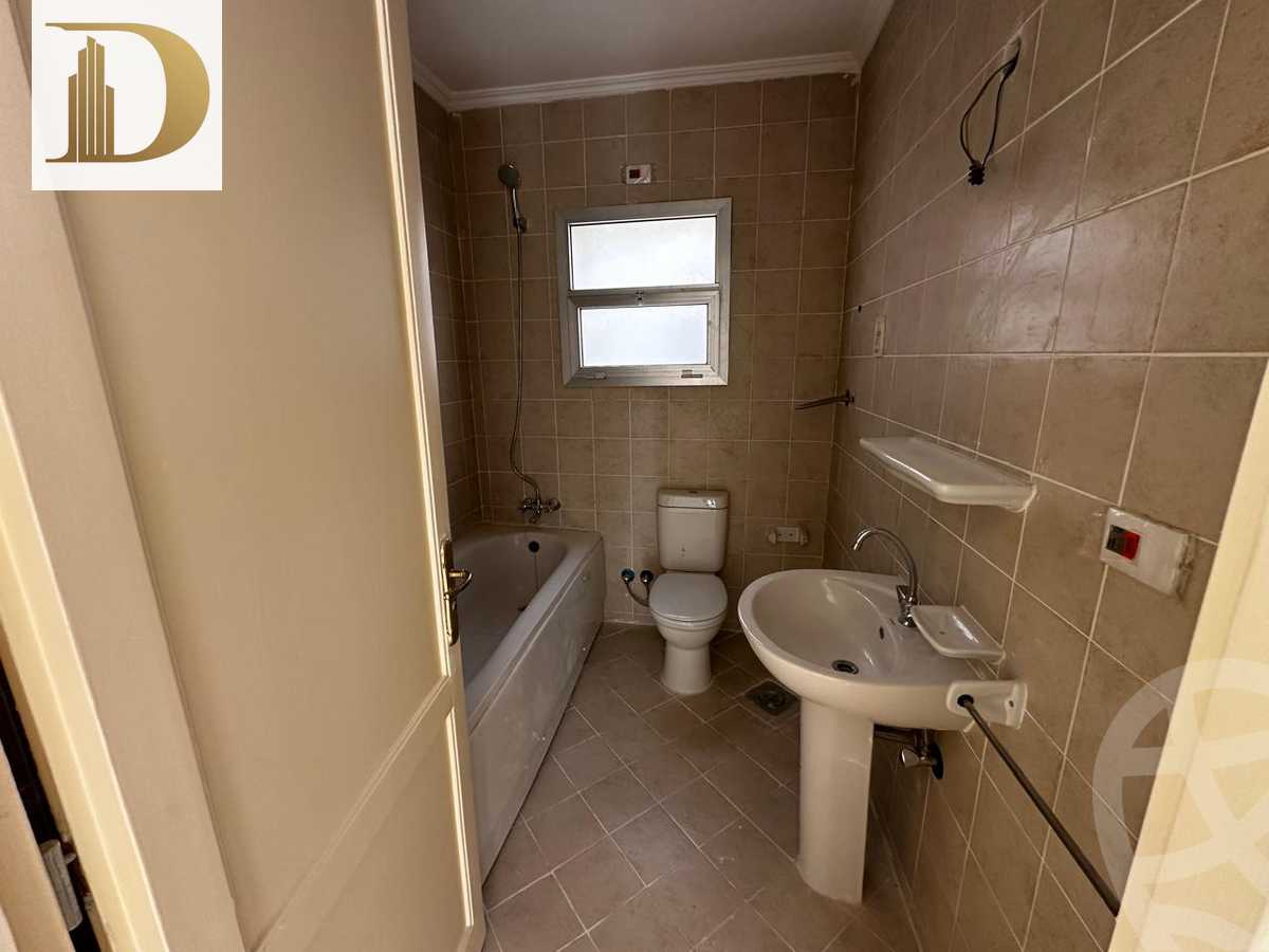 https://aqarmap.com.eg/en/listing/5300375-for-sale-cairo-new-cairo-madinaty-eleventh-zone-buildings-group-113