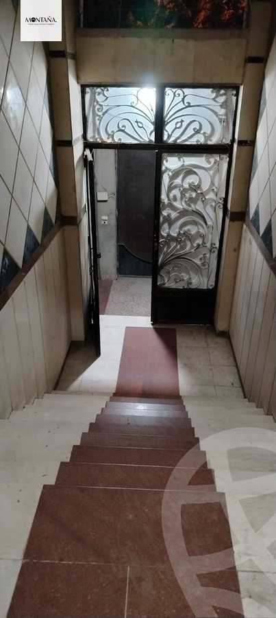 https://aqarmap.com.eg/en/listing/5280404-for-sale-cairo-6th-of-october-el-ahyaa-neighborhood-3rd-al-hay-al-thalith-st