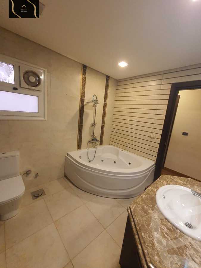 https://aqarmap.com.eg/en/listing/5650085-for-sale-cairo-new-cairo-madinaty-eleventh-zone-buildings-group-112