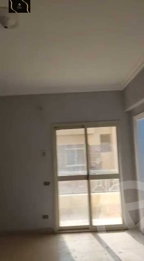 https://aqarmap.com.eg/en/listing/5677581-for-rent-cairo-el-shorouk-compounds-downtown-mall-value