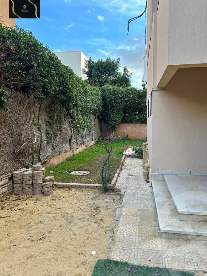 https://aqarmap.com.eg/ar/listing/5737780-for-sale-cairo-new-cairo-lrhb-city-phase-2-amr-ibn-el-aas-st