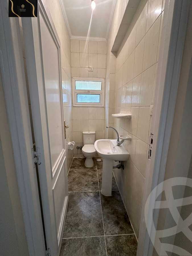 https://aqarmap.com.eg/ar/listing/5737780-for-sale-cairo-new-cairo-lrhb-city-phase-2-amr-ibn-el-aas-st