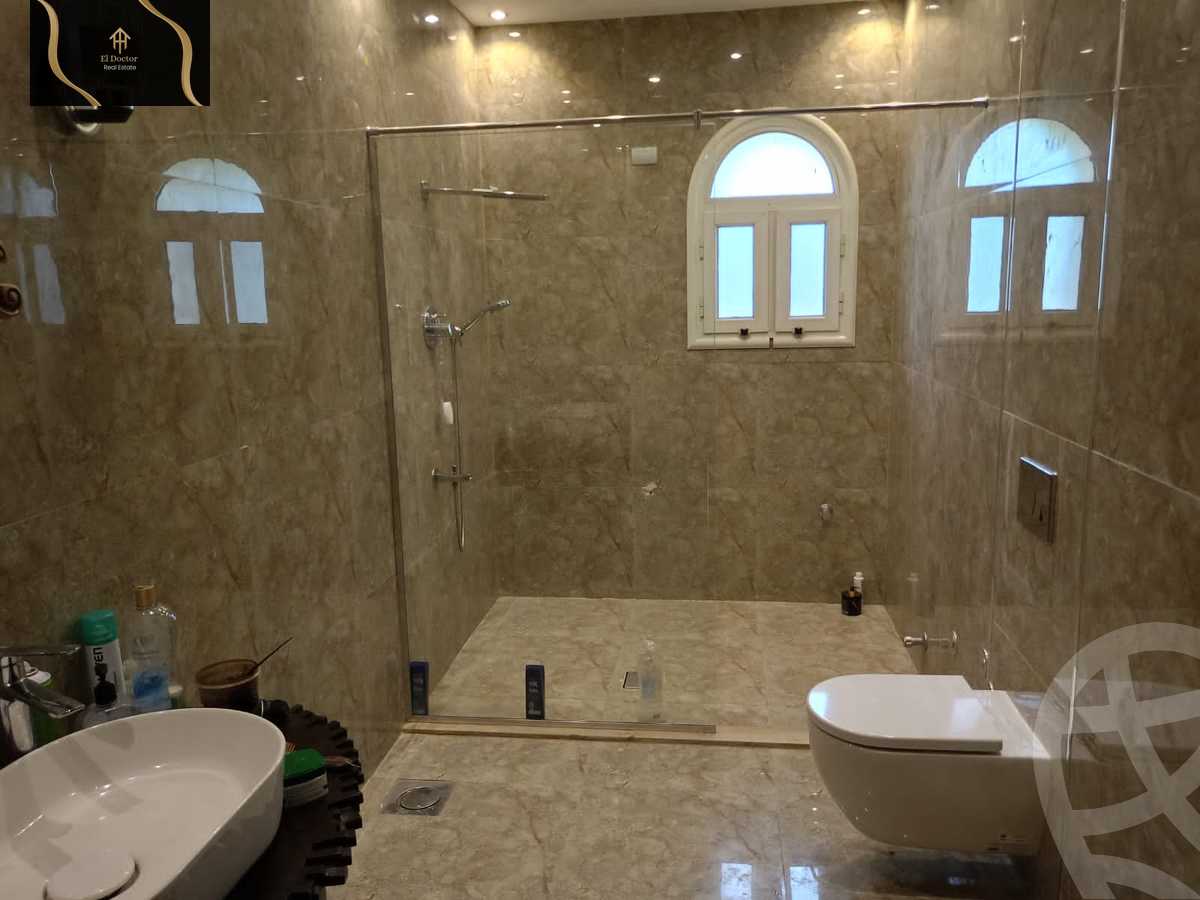 https://aqarmap.com.eg/en/listing/5744418-for-sale-cairo-new-cairo-madinaty-lmntq-lwl-fylt-talaat-mostafa-rd