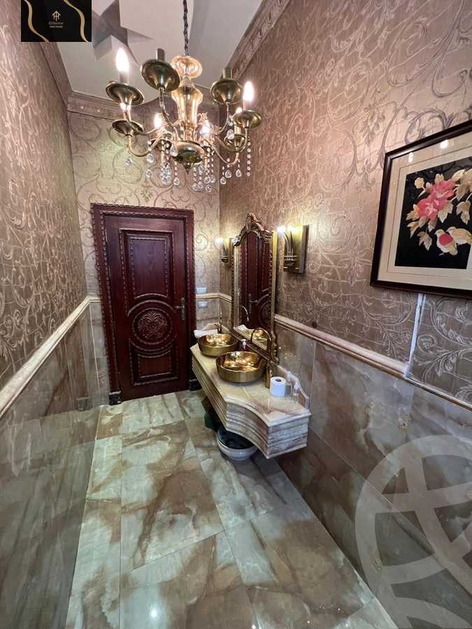 https://aqarmap.com.eg/en/listing/5744418-for-sale-cairo-new-cairo-madinaty-lmntq-lwl-fylt-talaat-mostafa-rd