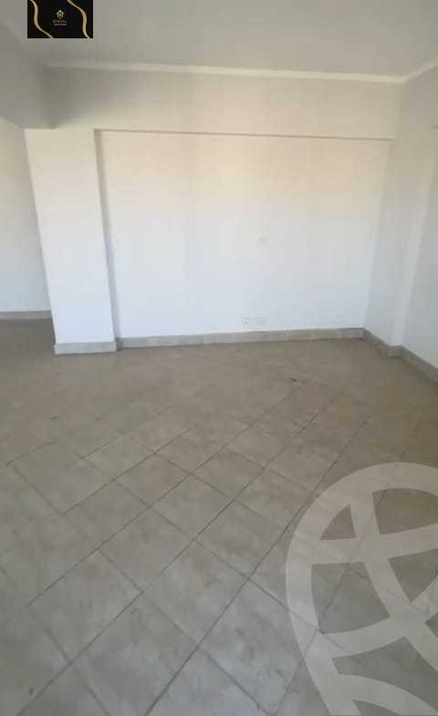 https://aqarmap.com.eg/en/listing/5806234-for-sale-cairo-new-cairo-lrhb-city-mtdd-lrhb-phase-9
